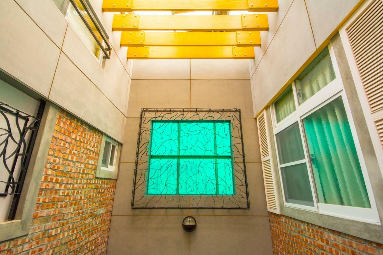 Dearhouse Apartamento Tainan Exterior foto